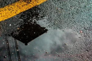 Car Leaking Oil When Parked: Causes, Diagnosis & Fixes