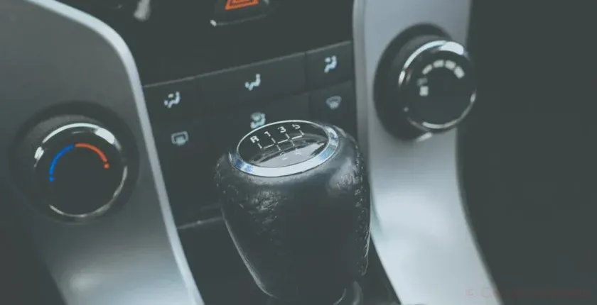 Transmission Slipping While Driving – Causes, Diagnosis & Fixes